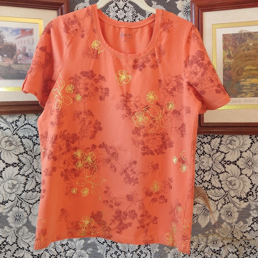 D&Co orange and gold t shirt abstract floral design short sleeve button on cuff